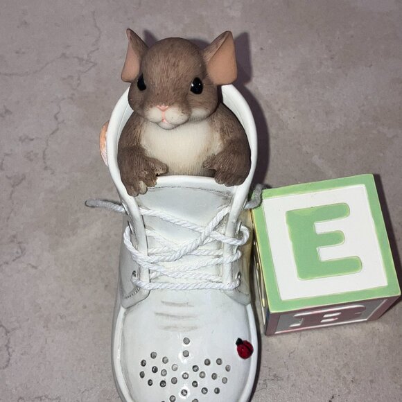 Fitz and Floyd Charming Tails “A New Little Sole” Dean Griff Baby Mouse in Shoe - Picture 7 of 11
